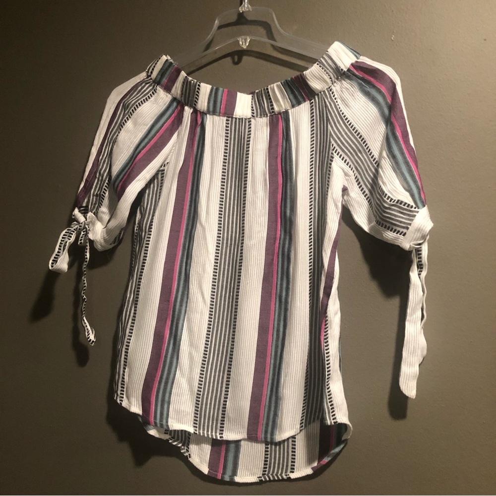 New With Tag THML Stripped Off the shoulder Top, XS